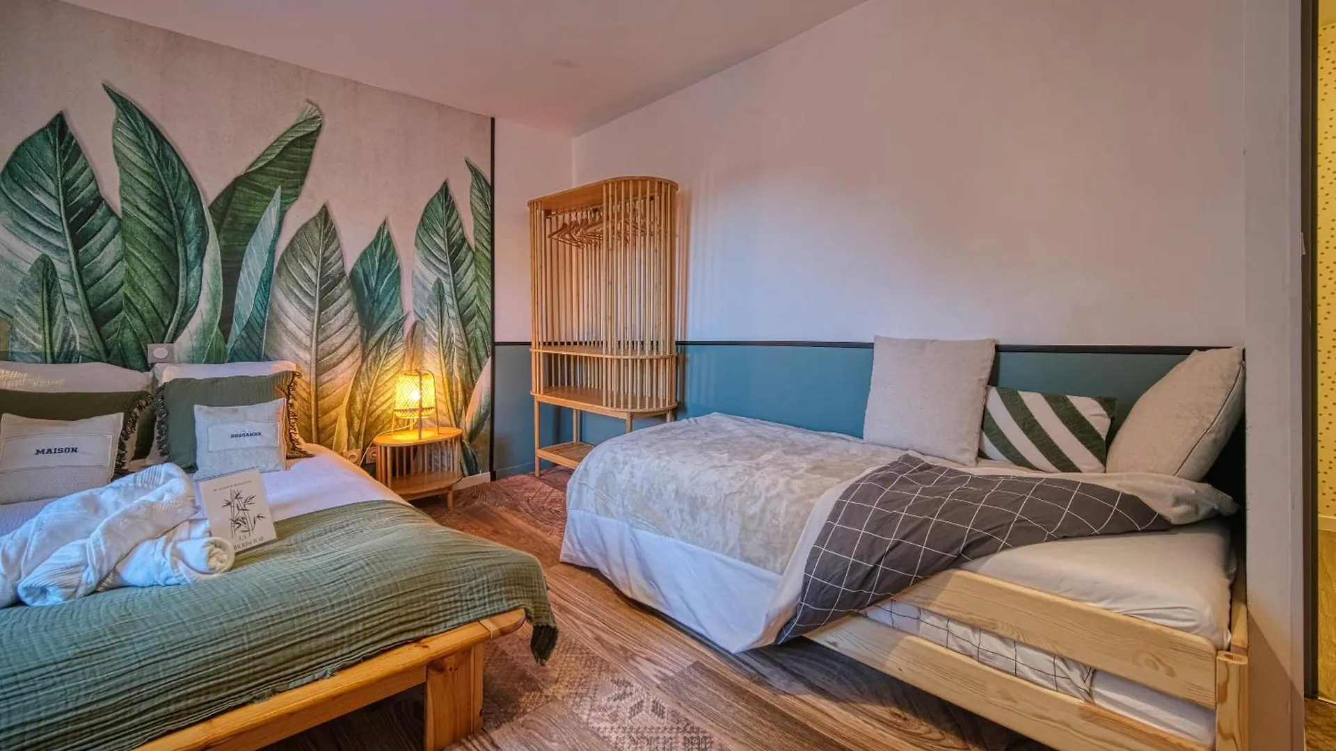 Maison Bossanne Barbieres 0*,